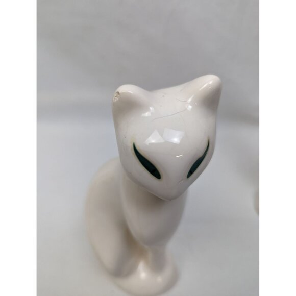 Vintage Mid Century Modern Pair White Cats Green Eyes Figurines Retro Set of 2 - Picture 6 of 7